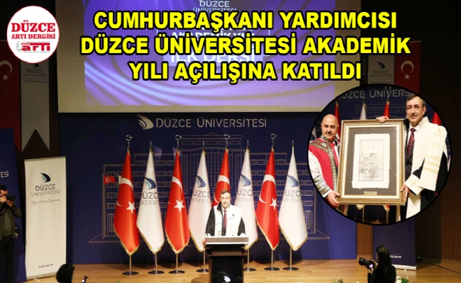 Açılış Törenini Onurlandırdı