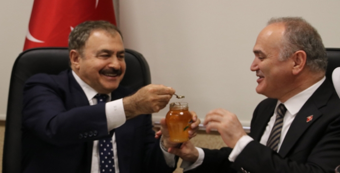 Bakan Eroğlu: bal Ormanları Kuruyoruz