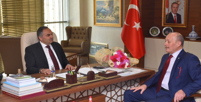 Başkan Ay İyi Parti Yönetimini Ağırladı