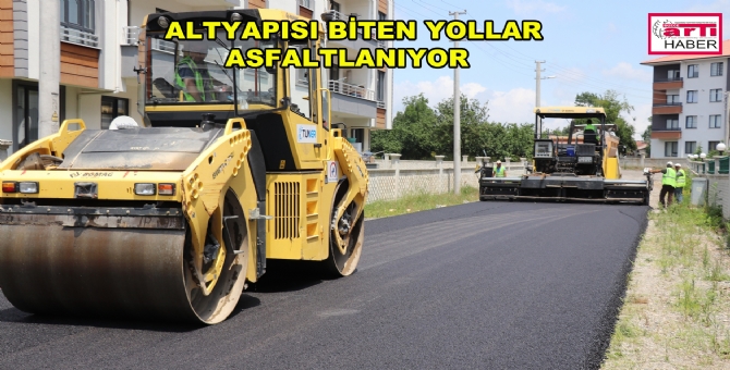 Dört Koldan Asfaltlama Sürüyor