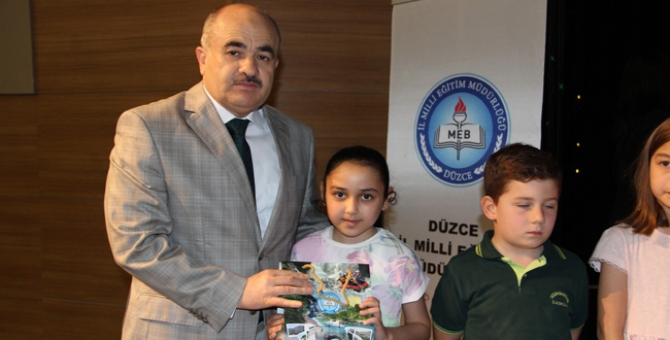 Düzce’de 40 Bin Öğrenci 659 Bin 491 Kitap Okudu