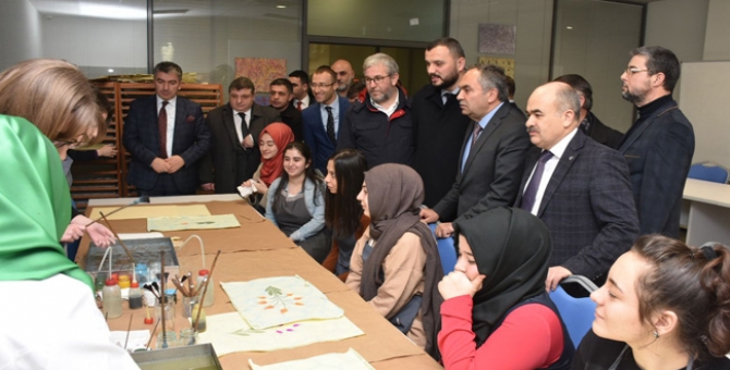 Fikir Ve Sanat Atölyesi İçin İnceleme Yaptılar