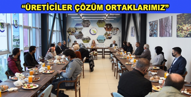 Rektör, Üreticilerle Bir Araya Geldi