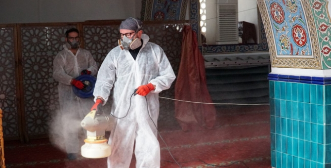 Şehir Merkezinde Camiler Dezenfekte Edildi