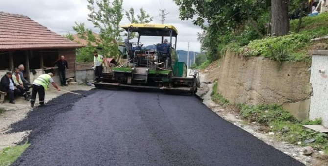 Sel Bölgesinde Asfalt Serme Hızlandı