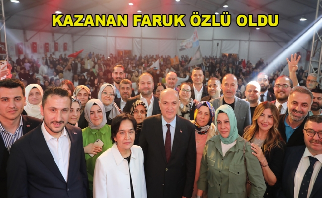 Zafer Coşkusu Çadıra Sığmadı